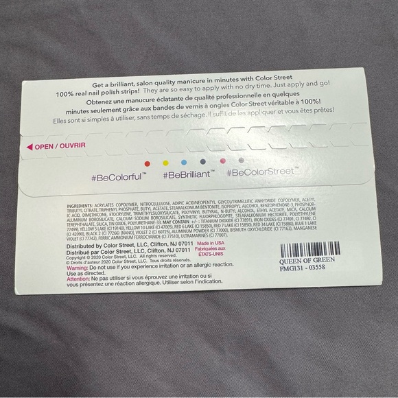 *Retired* Color Street: Queen of Green | St. Patrick’s Day Gold Glitter Holiday - Picture 4 of 12